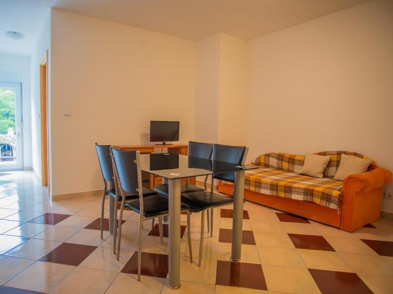 Nina One Bedroom No.2 Hotel 3*
